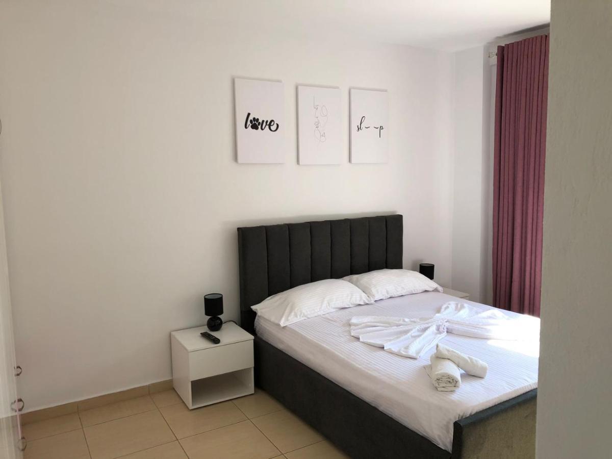Sea La Vie- Apartment Sarandë Exterior foto